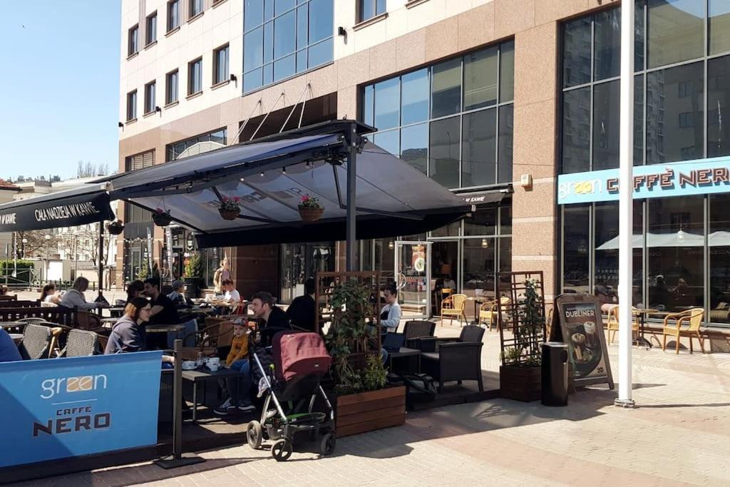 Rondo Onz Metro, Krochmalna 32A Street Varsóvia Exterior foto